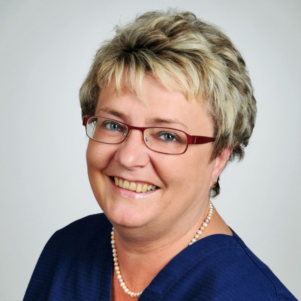 Hautarzt-Praxis Dr. Möller & Kollegen in Wiesbaden – Mitarbeiter: Frau ...